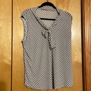 XL Adrianna Papell tank